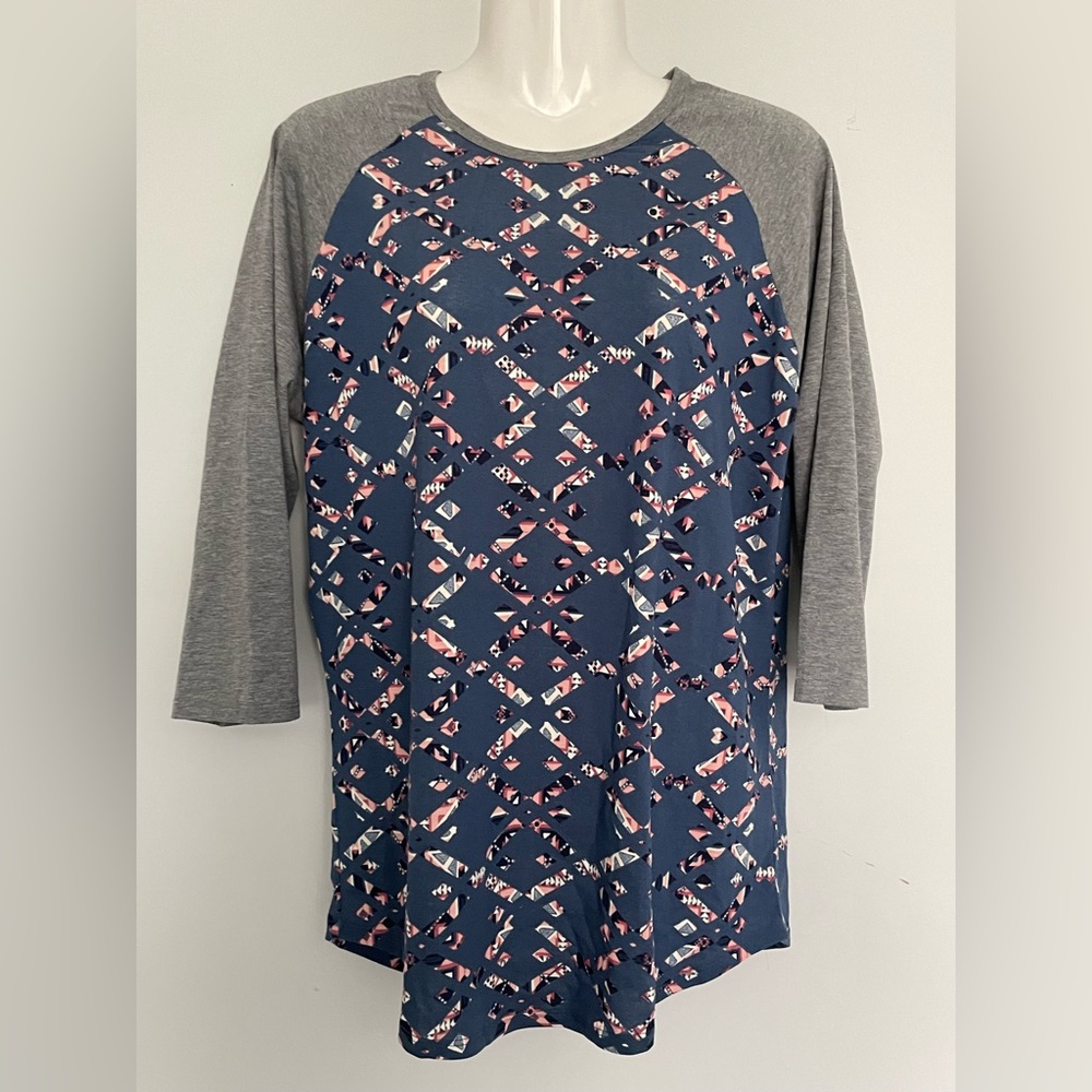 3/4 sleeve shirt EUC